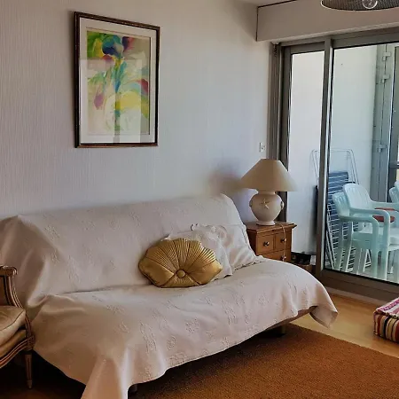 Apartament Les Sables-d'olonne, 1 Piece, 4 Personnes - Fr-1-485-40 *